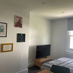  Apartment Studio 5 Mins From The Beach
